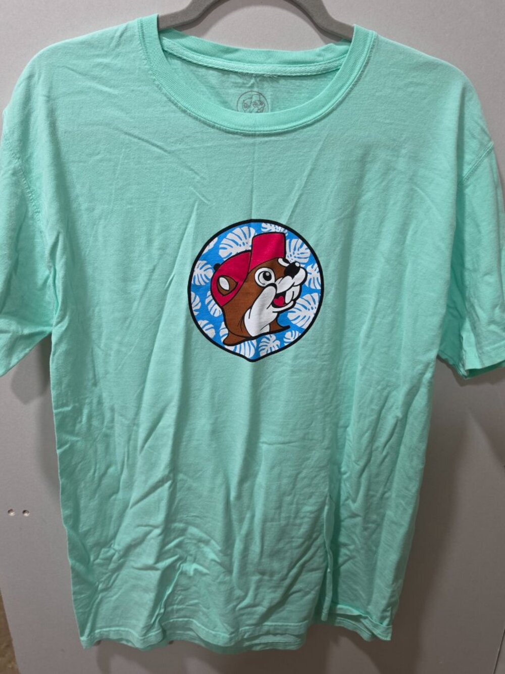 Bucees Parrot with Texas Shirt Buc-ee's